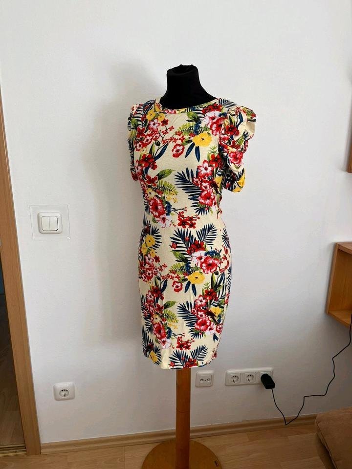 Robe florale Esprit