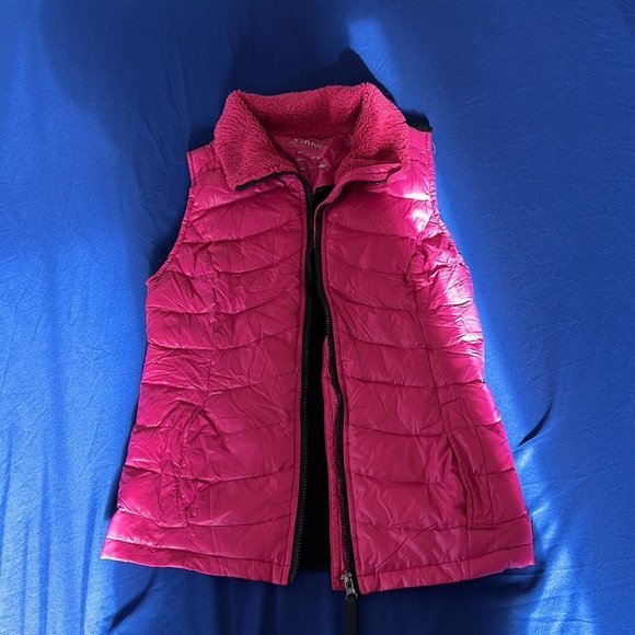 Calvin Klein veste matelassée sans manches rose