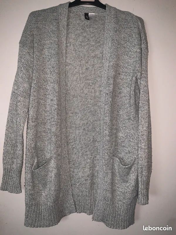 Lot de 3 pulls et gilet
