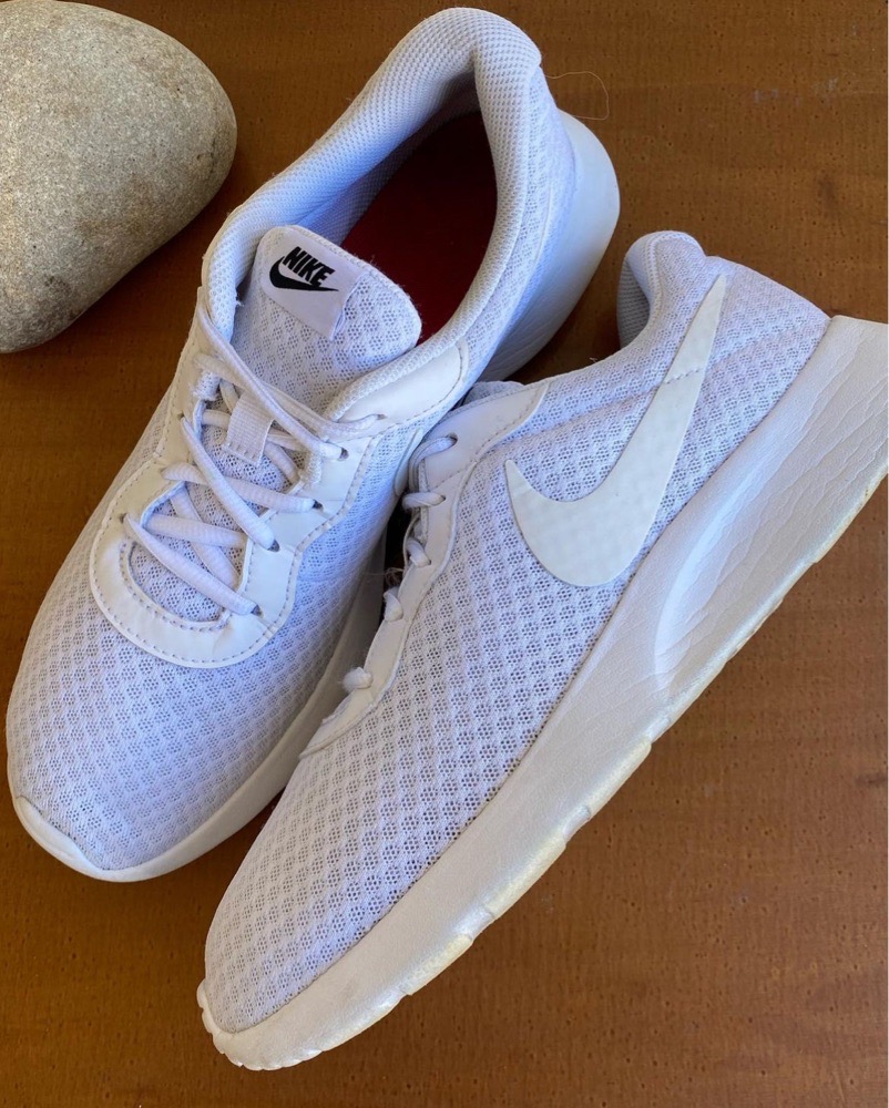 nike tanjun