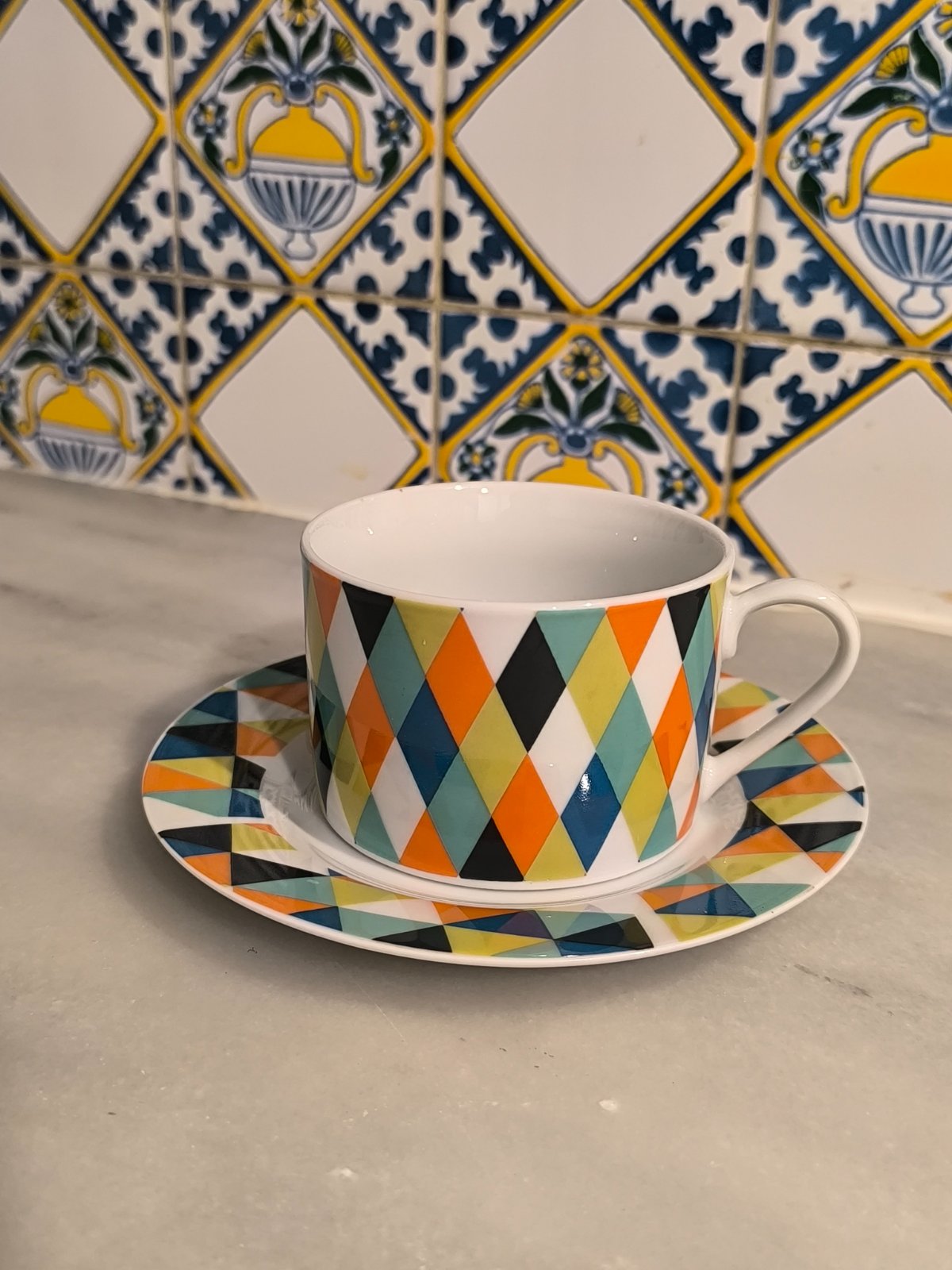 Services à table et café en porcelaine 30 pièces 