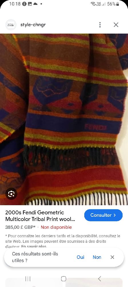 Très beau poncho Fendi en excellent état 