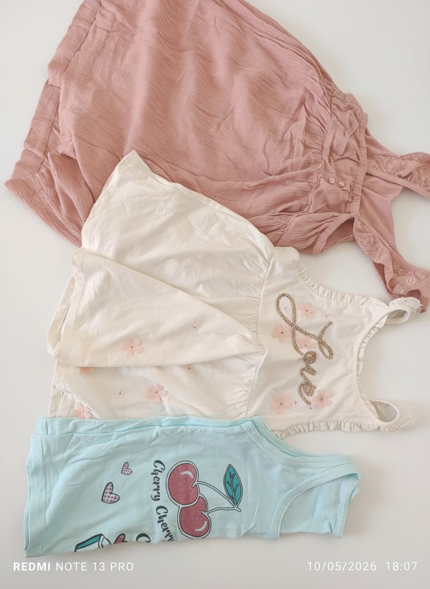 Lot : une robe kiabi + tunique Orchestra et un pull 