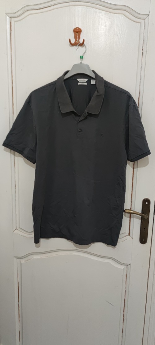 Calvin klein t-shirt