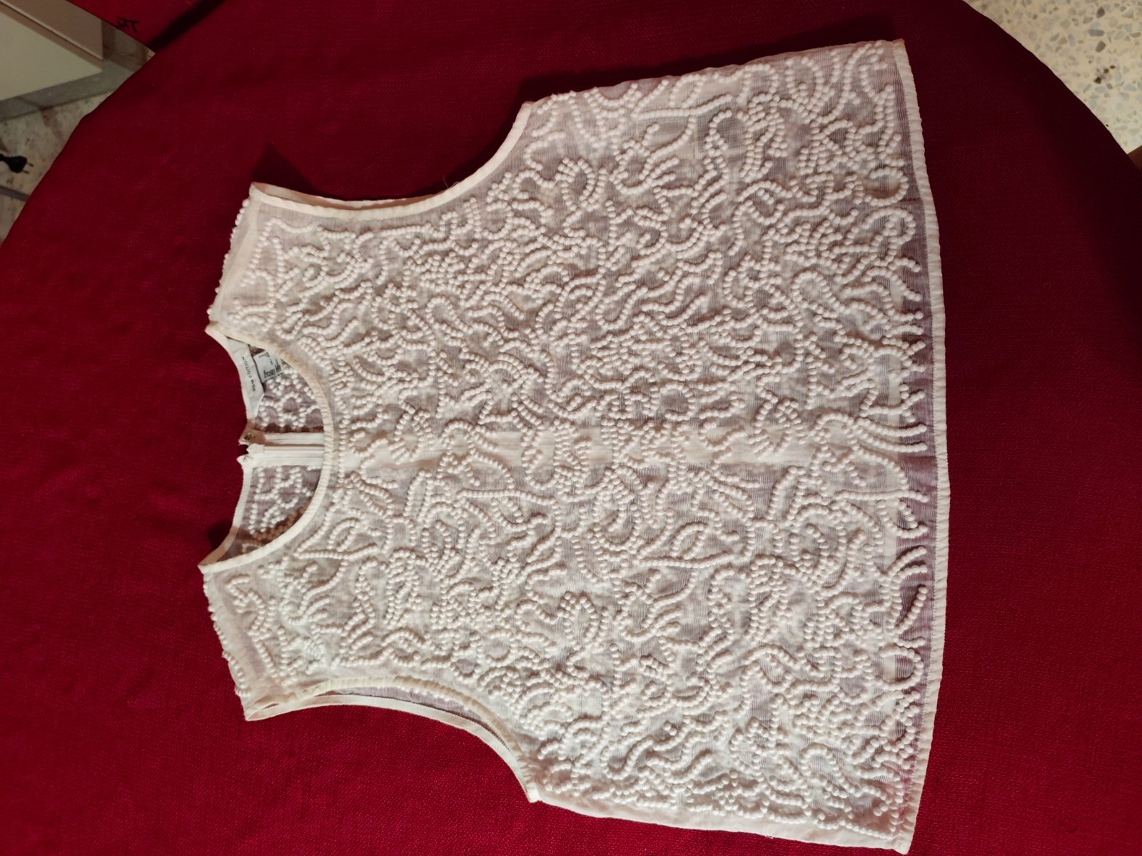 Débardeur en dentelle texturée