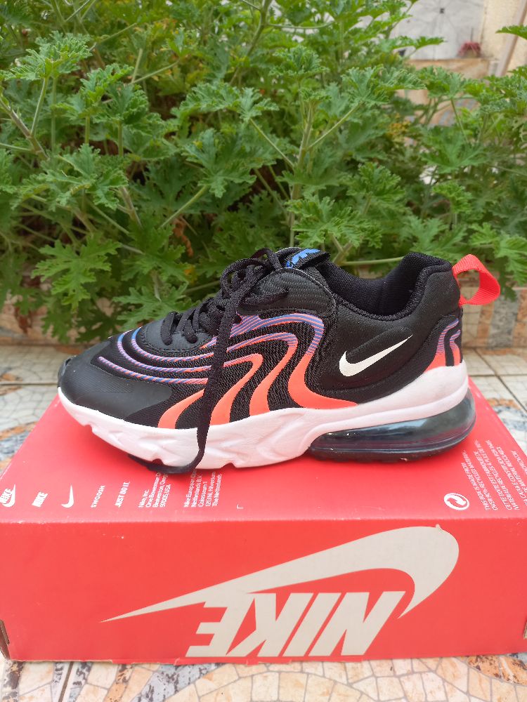 Nike 