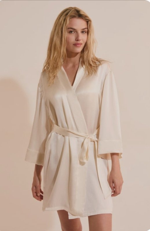 Déshabillé satiné Etam taille 40