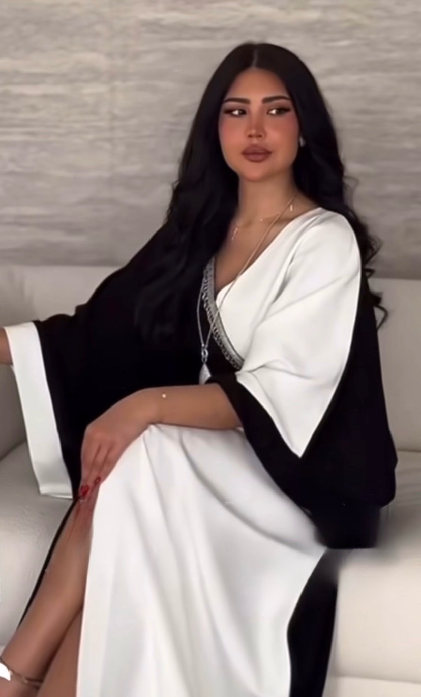 عباية بتميم انيق و عصري