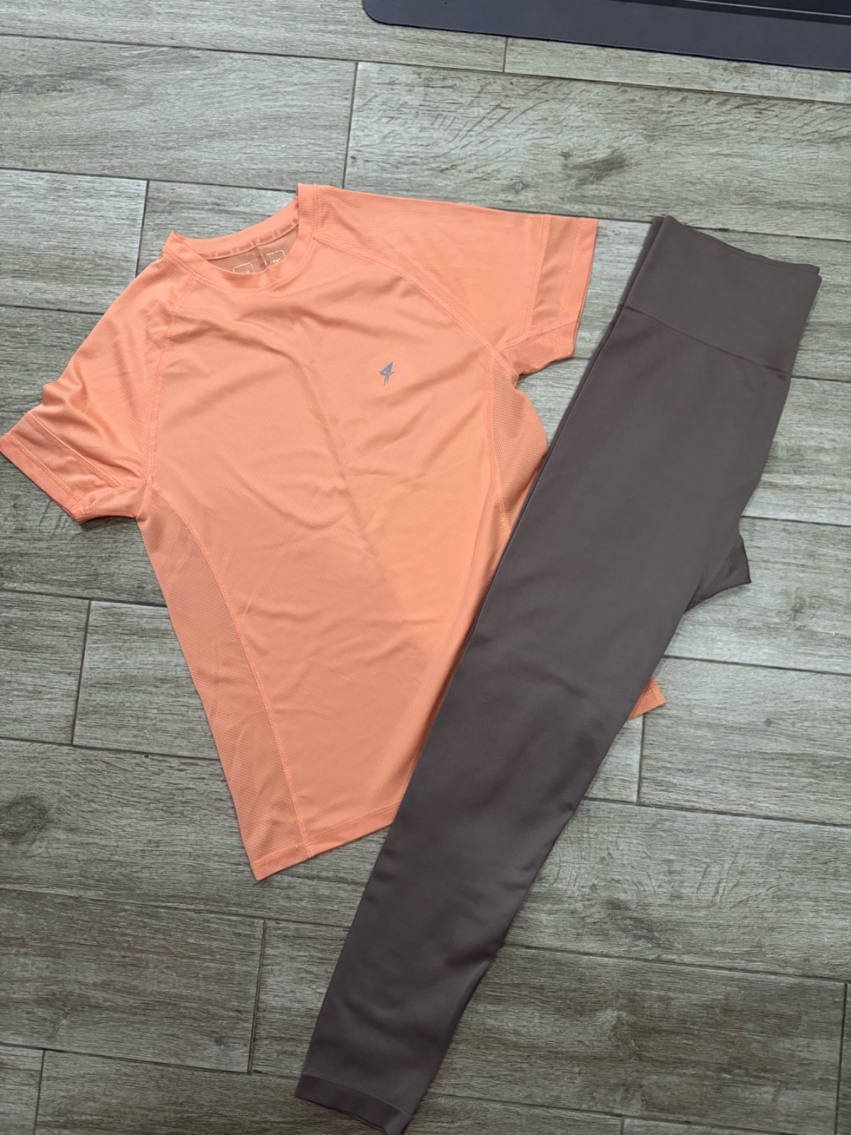 Tenue de sport neuve