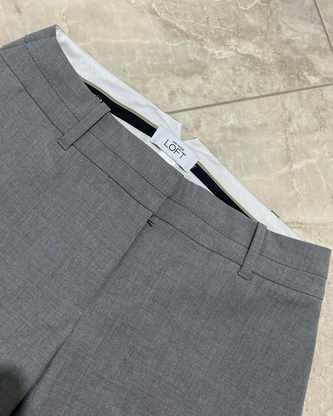 Pantalon gris 