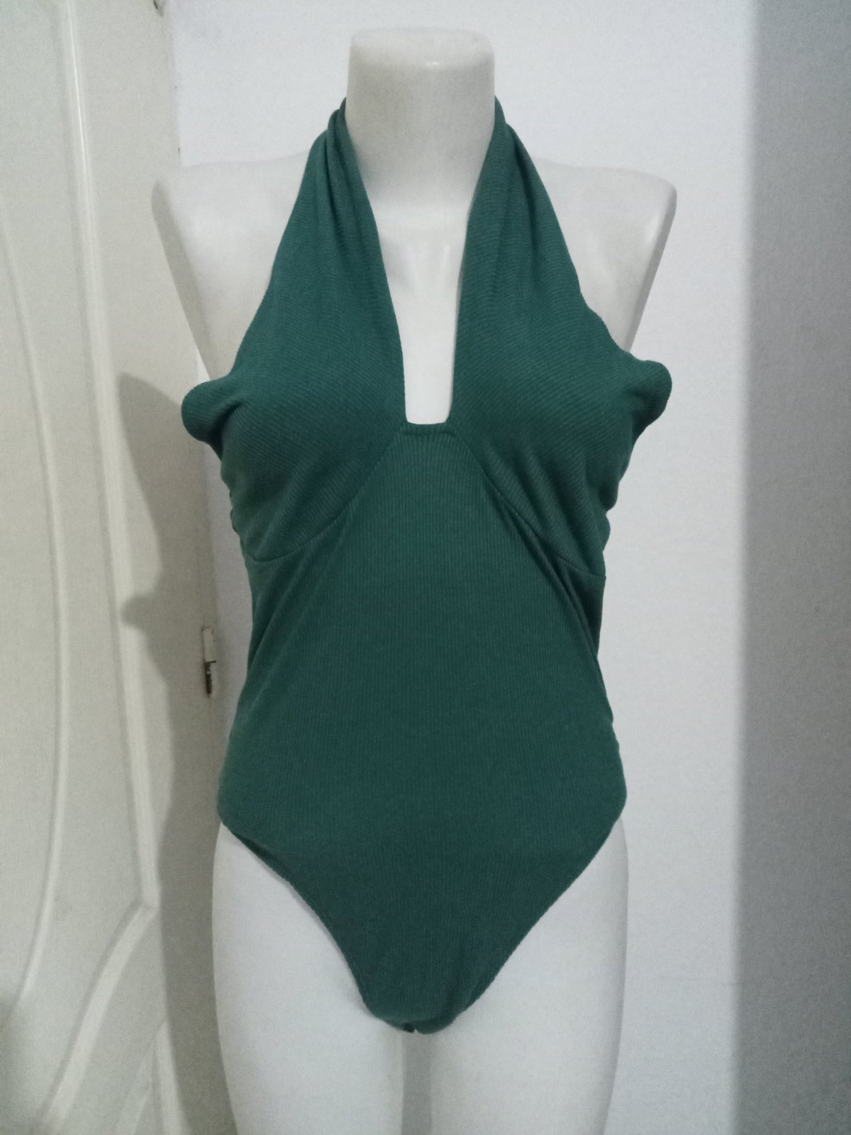 Maillot extensible Shein.  Taille M