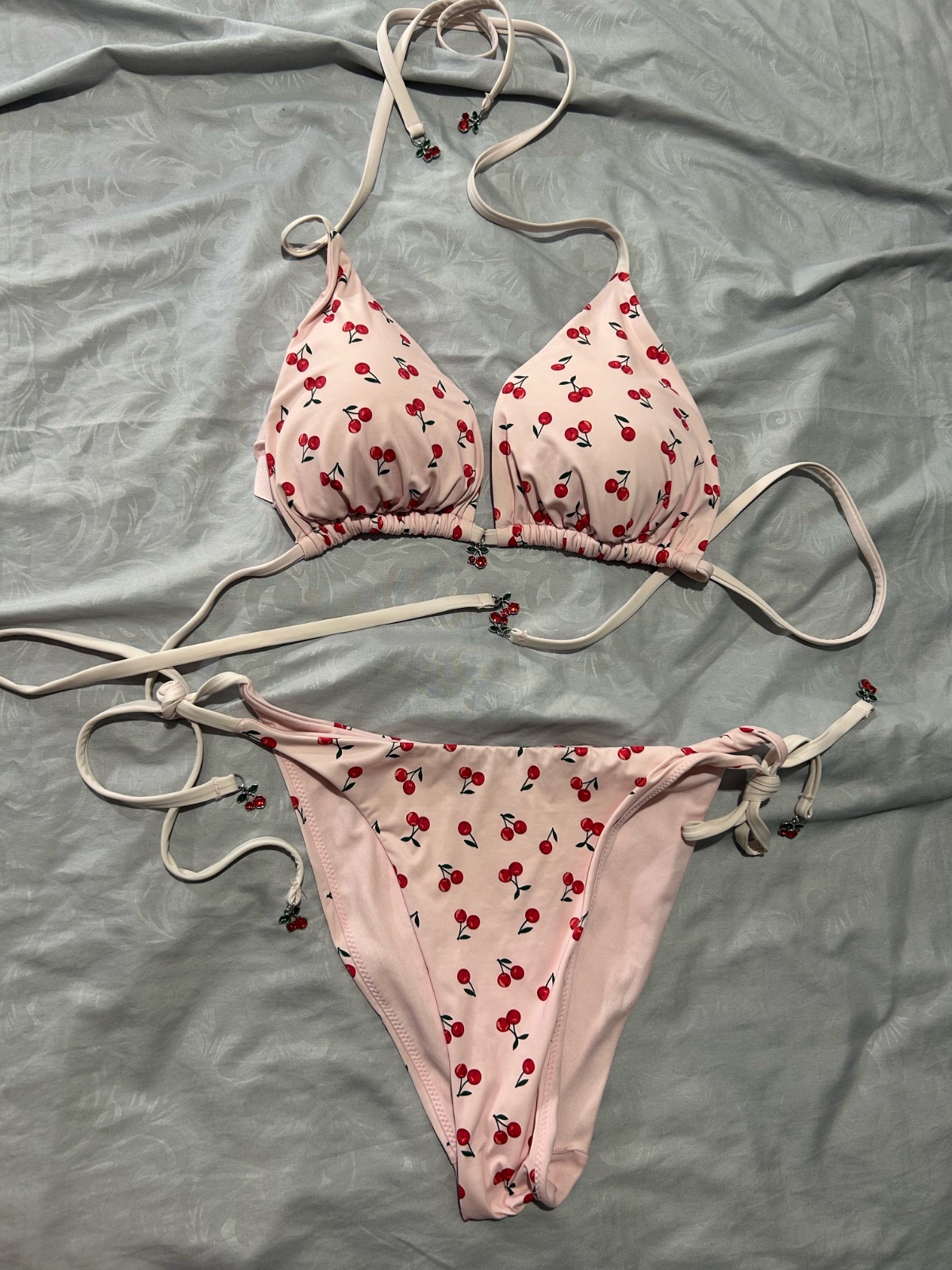 Maillot de bain 2 piéces avec motif cerises 🍒