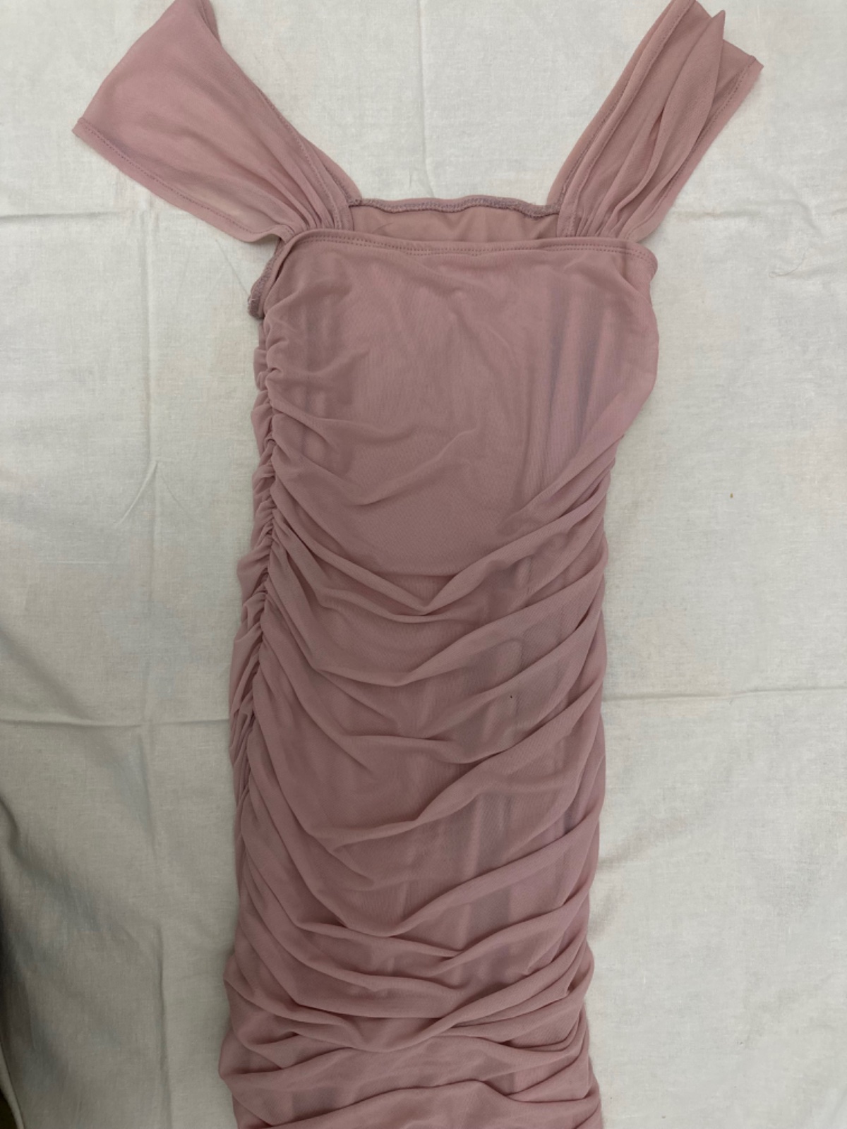 Robe rose poudre