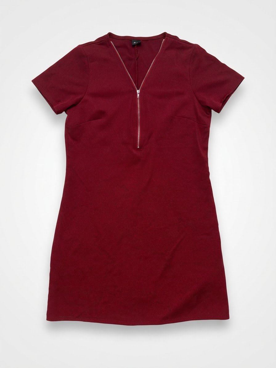 Robe rouge bordeaux 