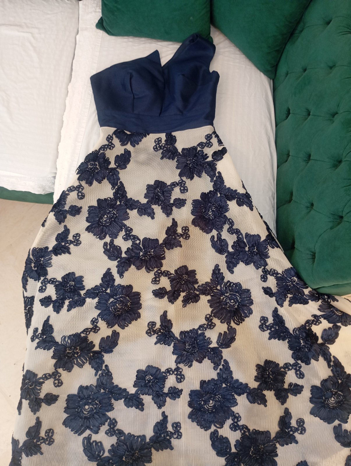 Robe de Soirée bustier Satiné & Jupe Dentelle Florale