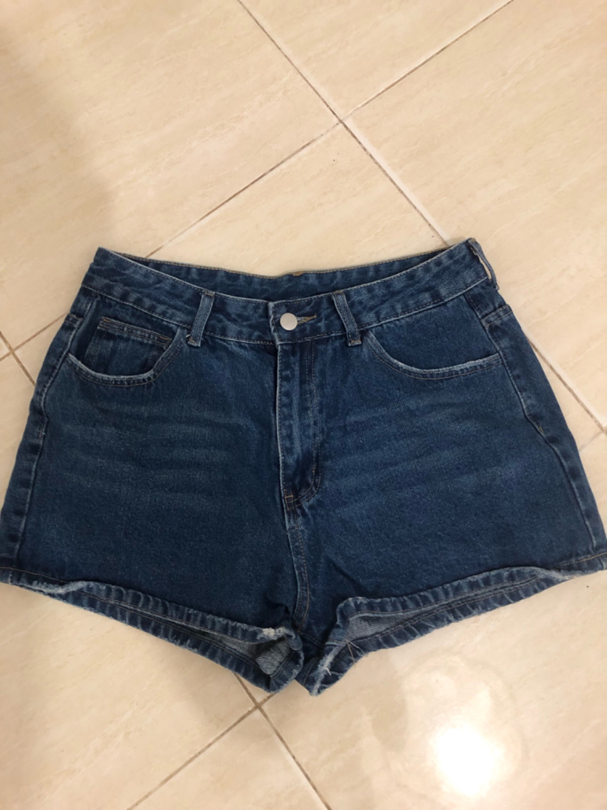 💙Short Shein en jean bleu foncé taille haute 💙