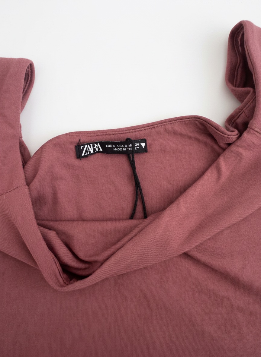 👚🌸💕 Top court bordeaux à épaules dénudées 👚🌸💕