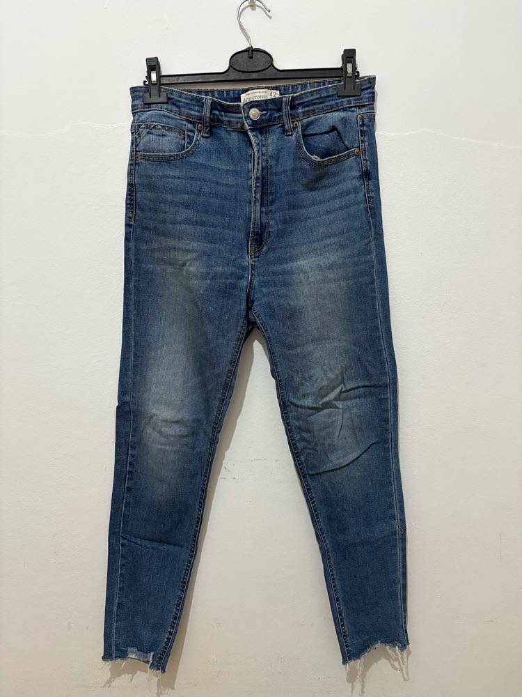 Jean
