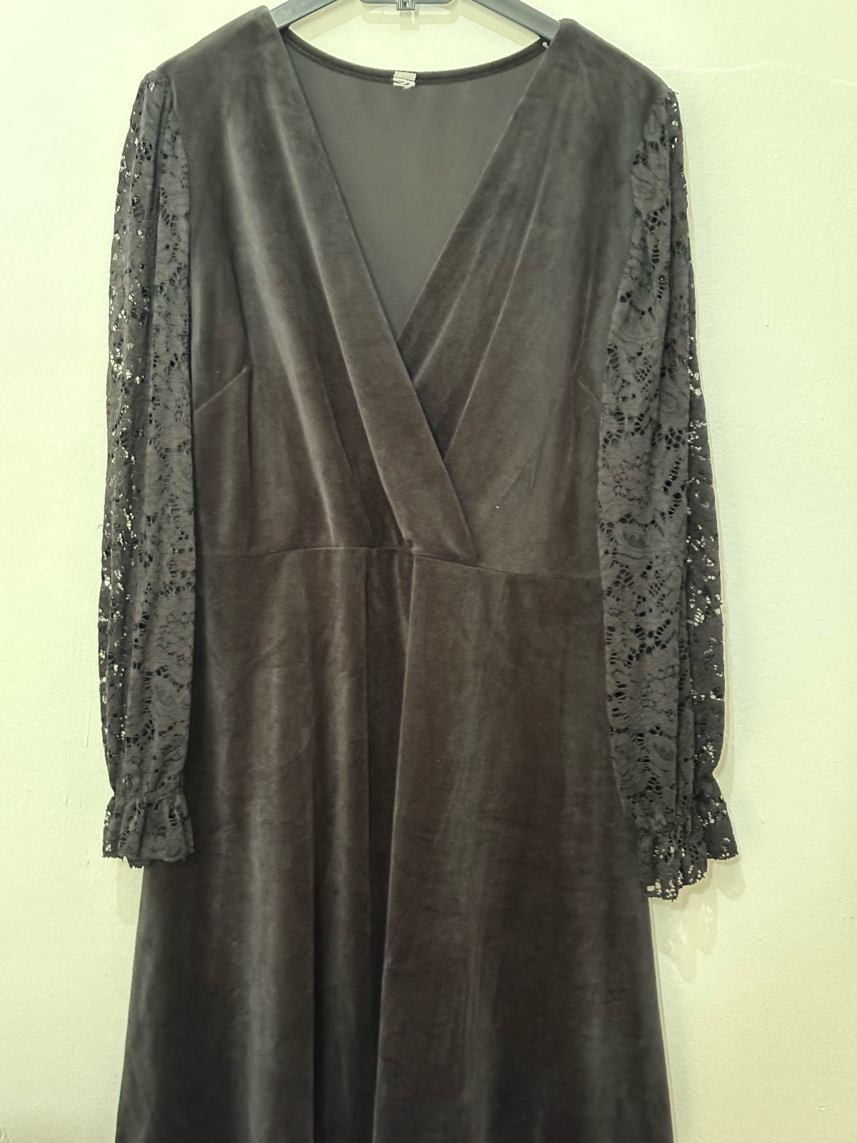 Une robe noir 