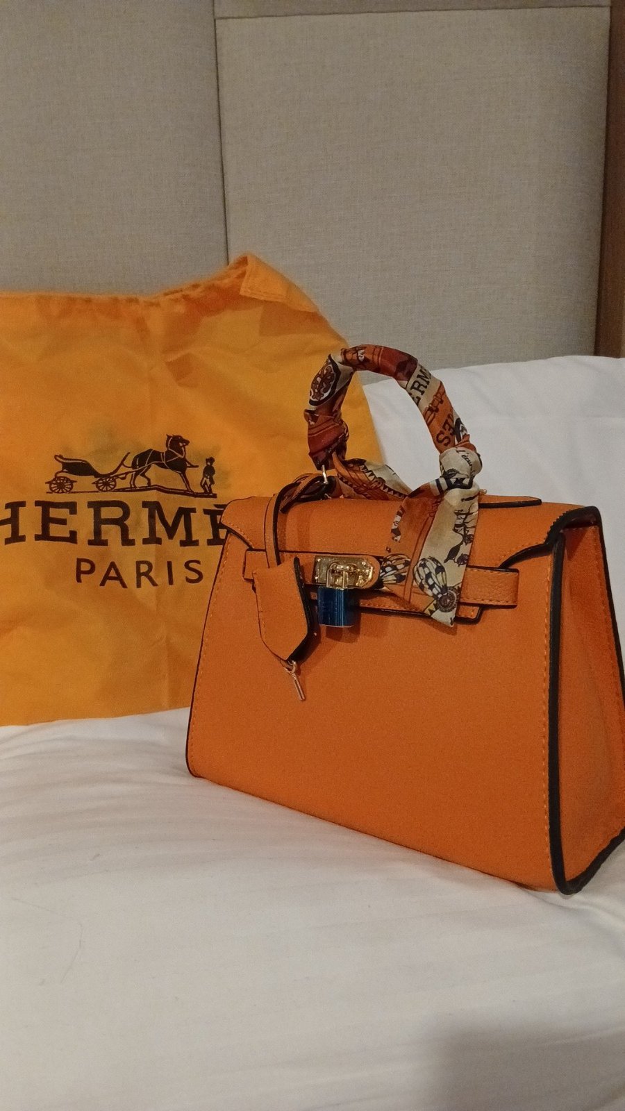 Bag orange 