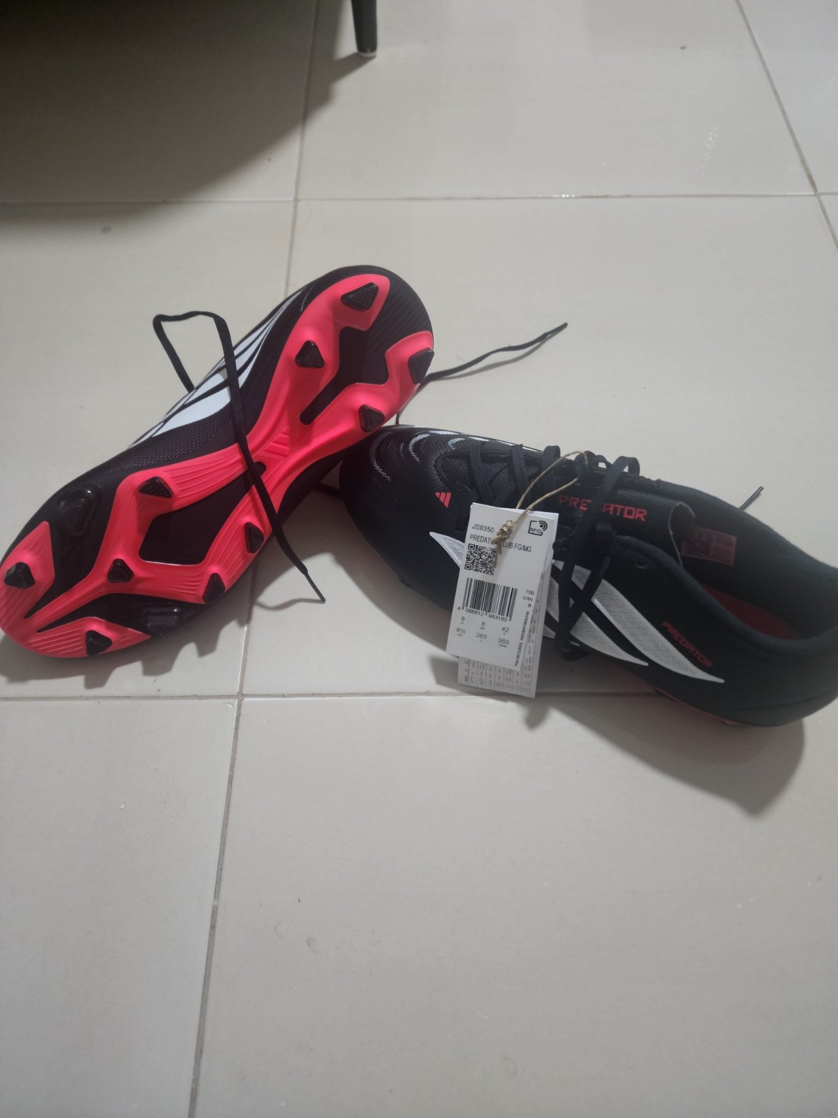 Crampon adidas predator Club/FG/MG
