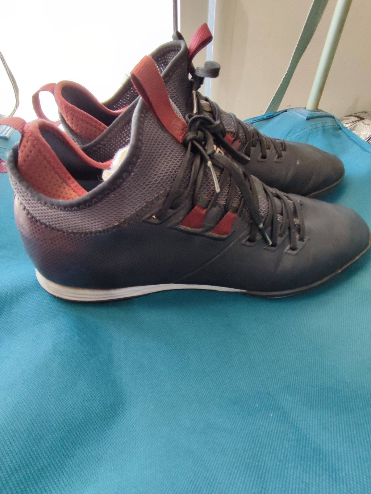 Crampons Kipsta Turf / Gazon Synthétique - Pointure 46 (Très Bon État)