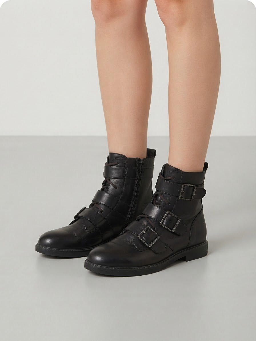 Bottines noires à lacets et boucles strass cuir lisse pointure 37