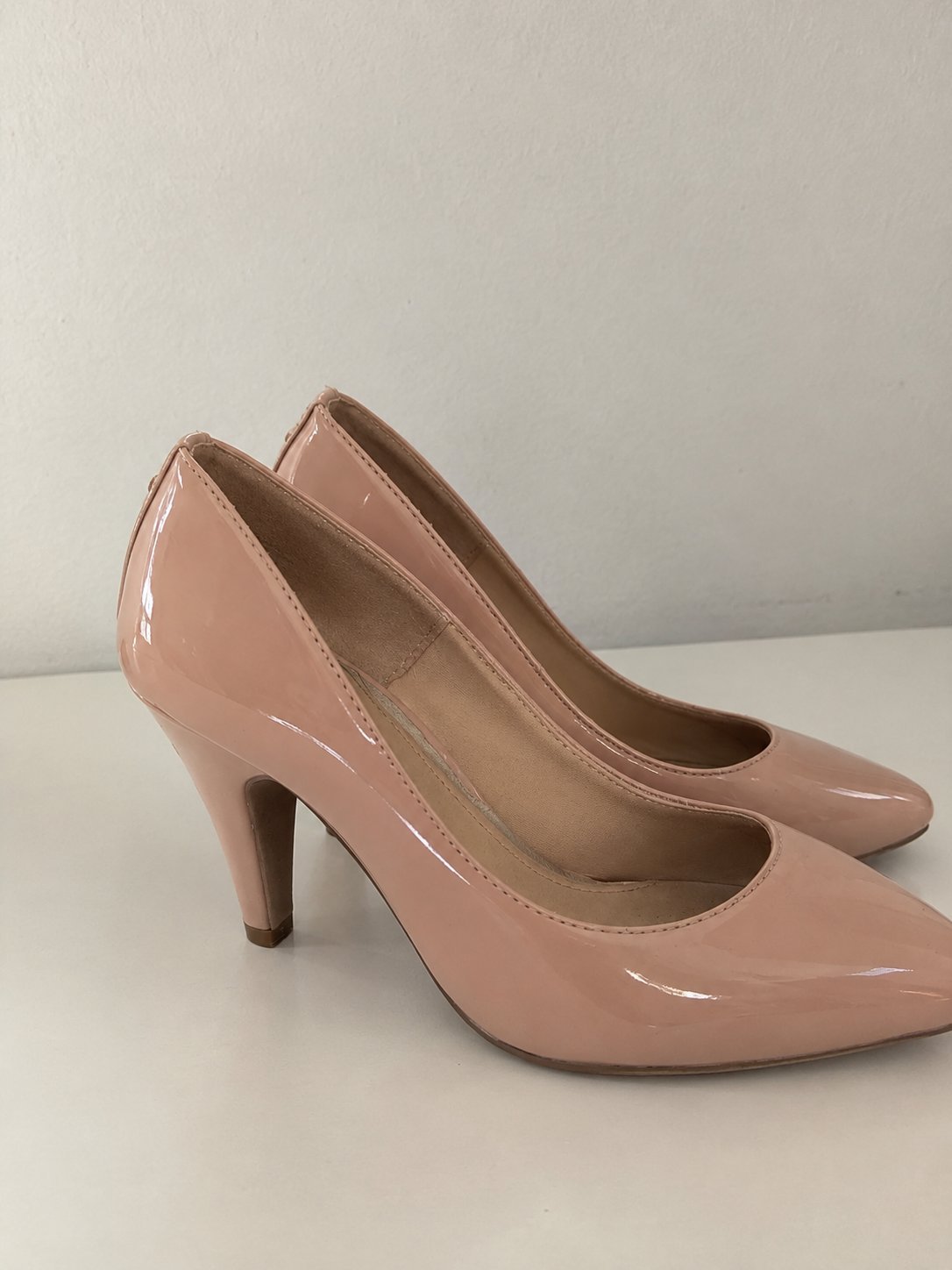 Escarpins rose poudré vernis  pointure 36