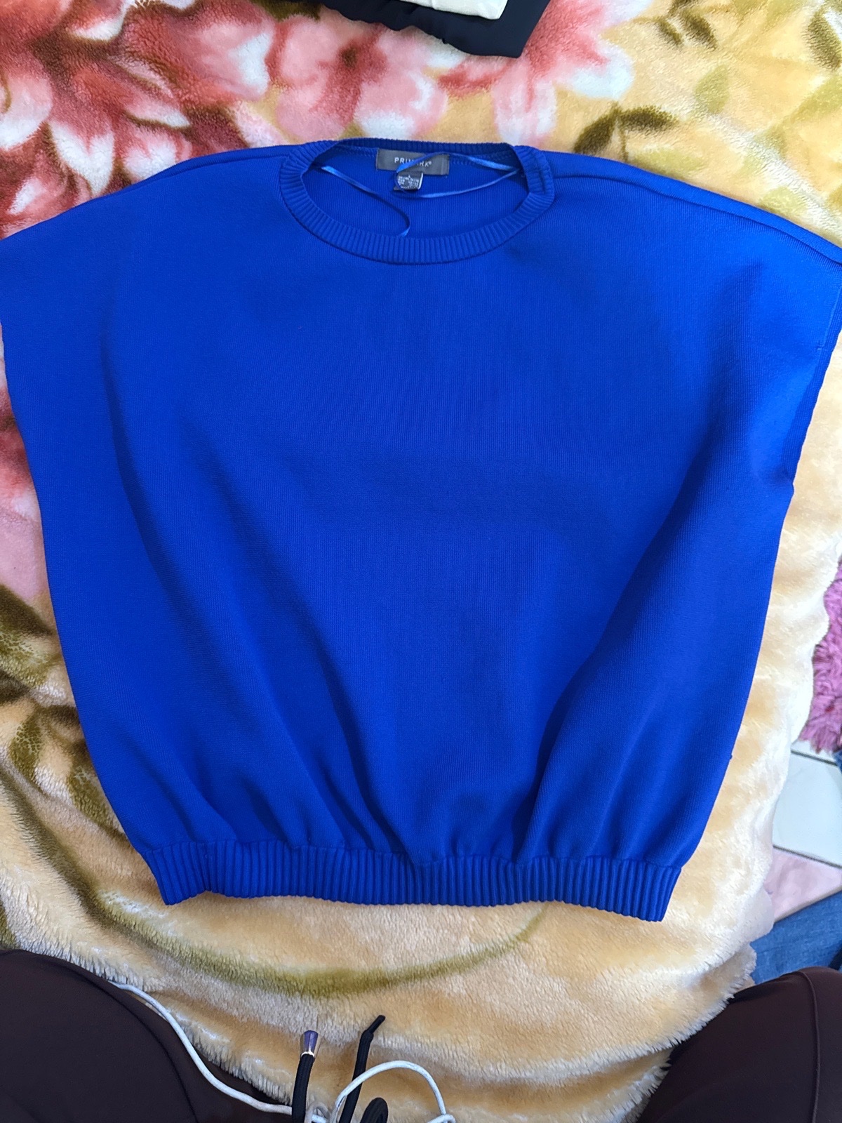 T-shirt bleu 