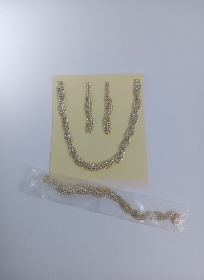 Parure en acier 