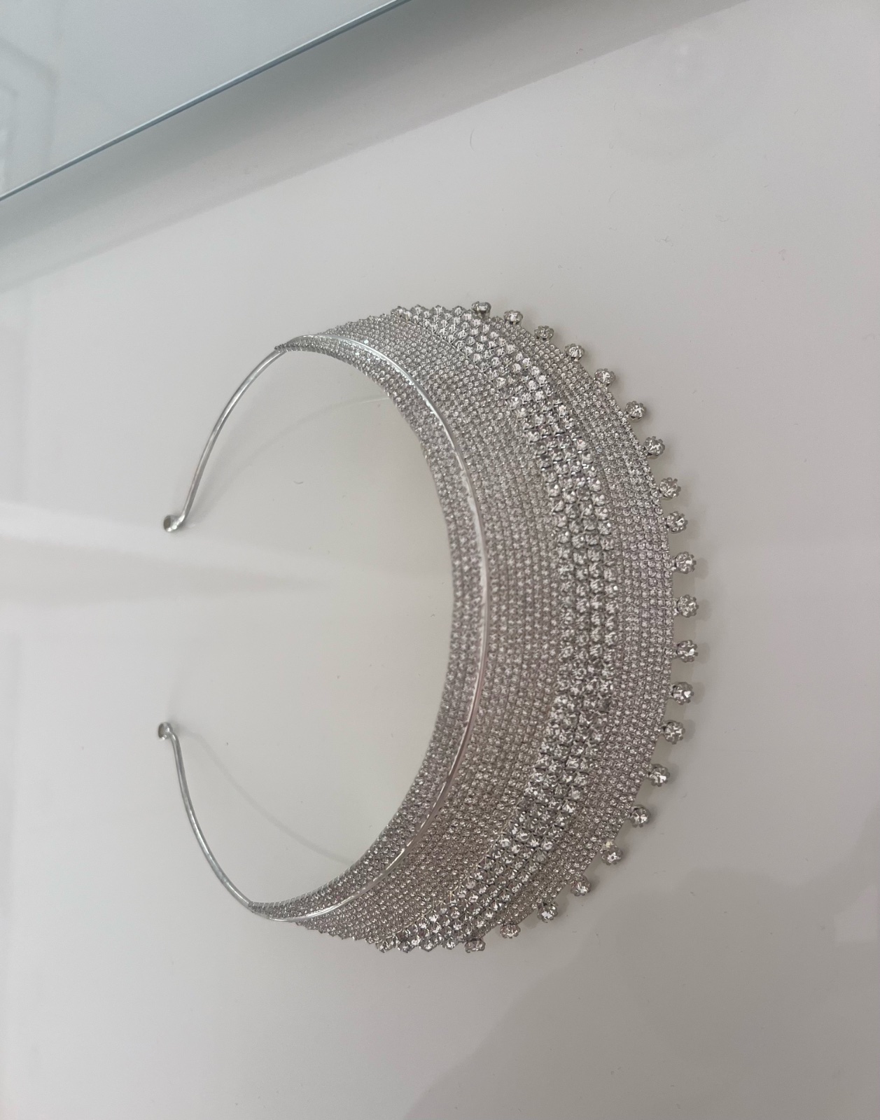 Couronne jamais portée