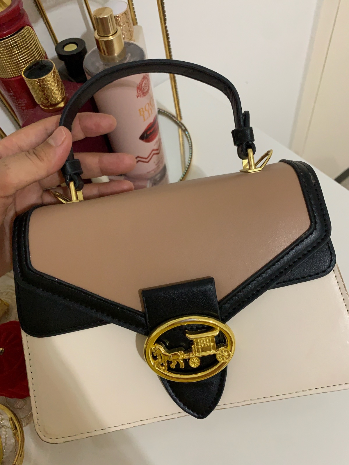 Mini sac avec bandouliére