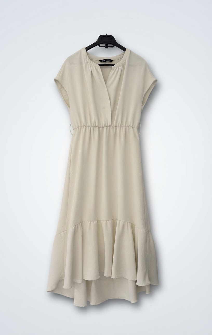 Robe mi-longue fluide blanche Zara 