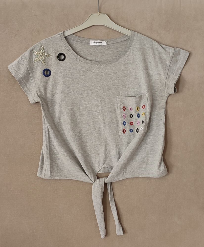 t-shirt à noeud 