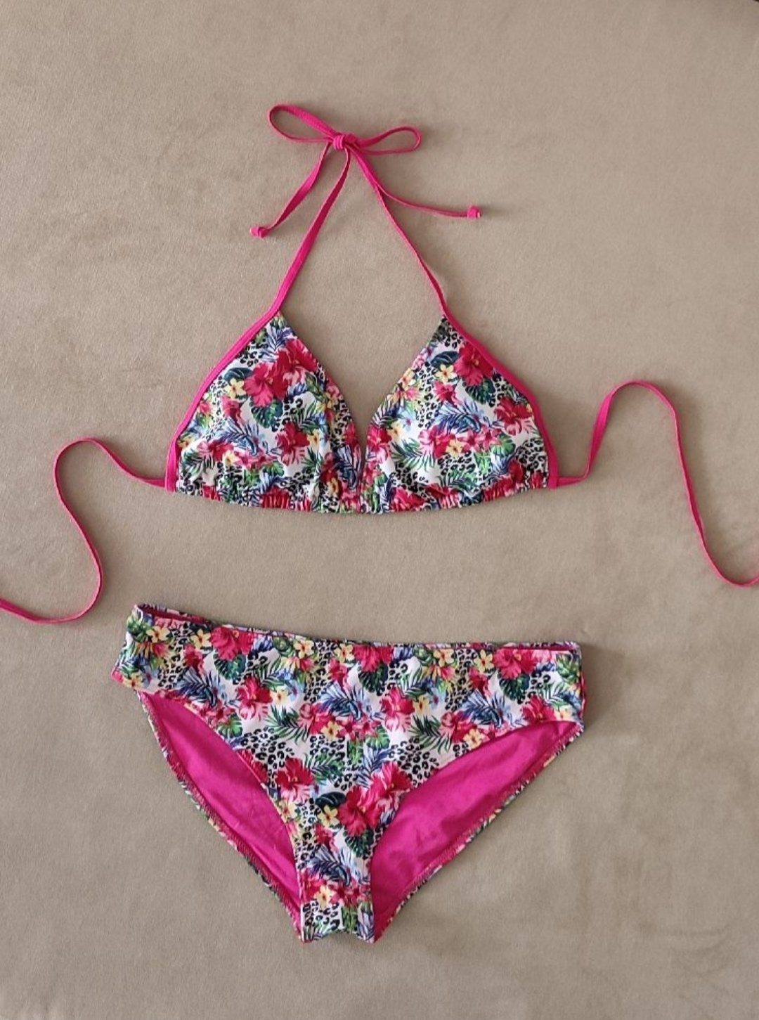Bikini floral 🌺