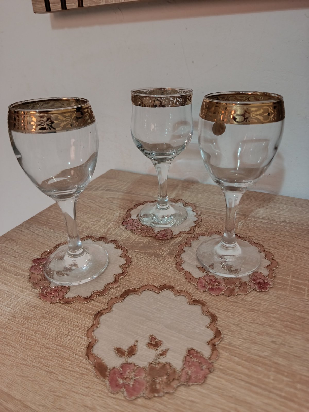 Lot de 6 petits napperons ronds en organza - Fait main, peinture florale & paillettes