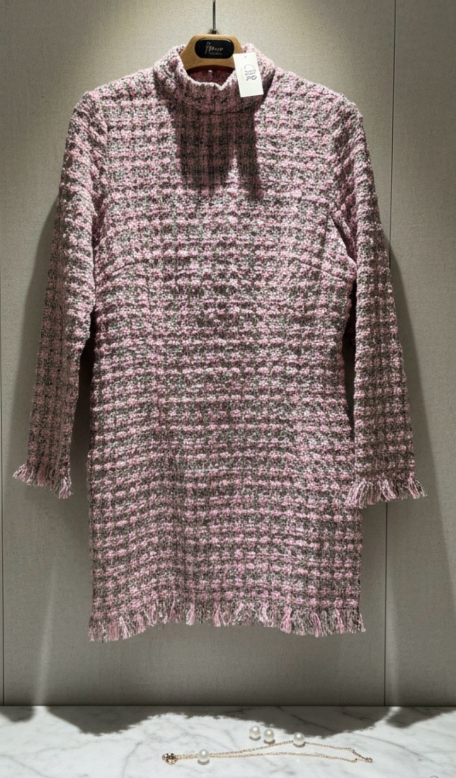 Robe a vendre avec etiquette