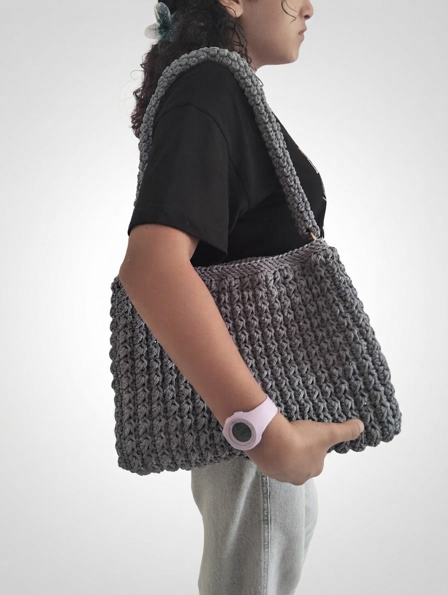 Sac en crochet en gris