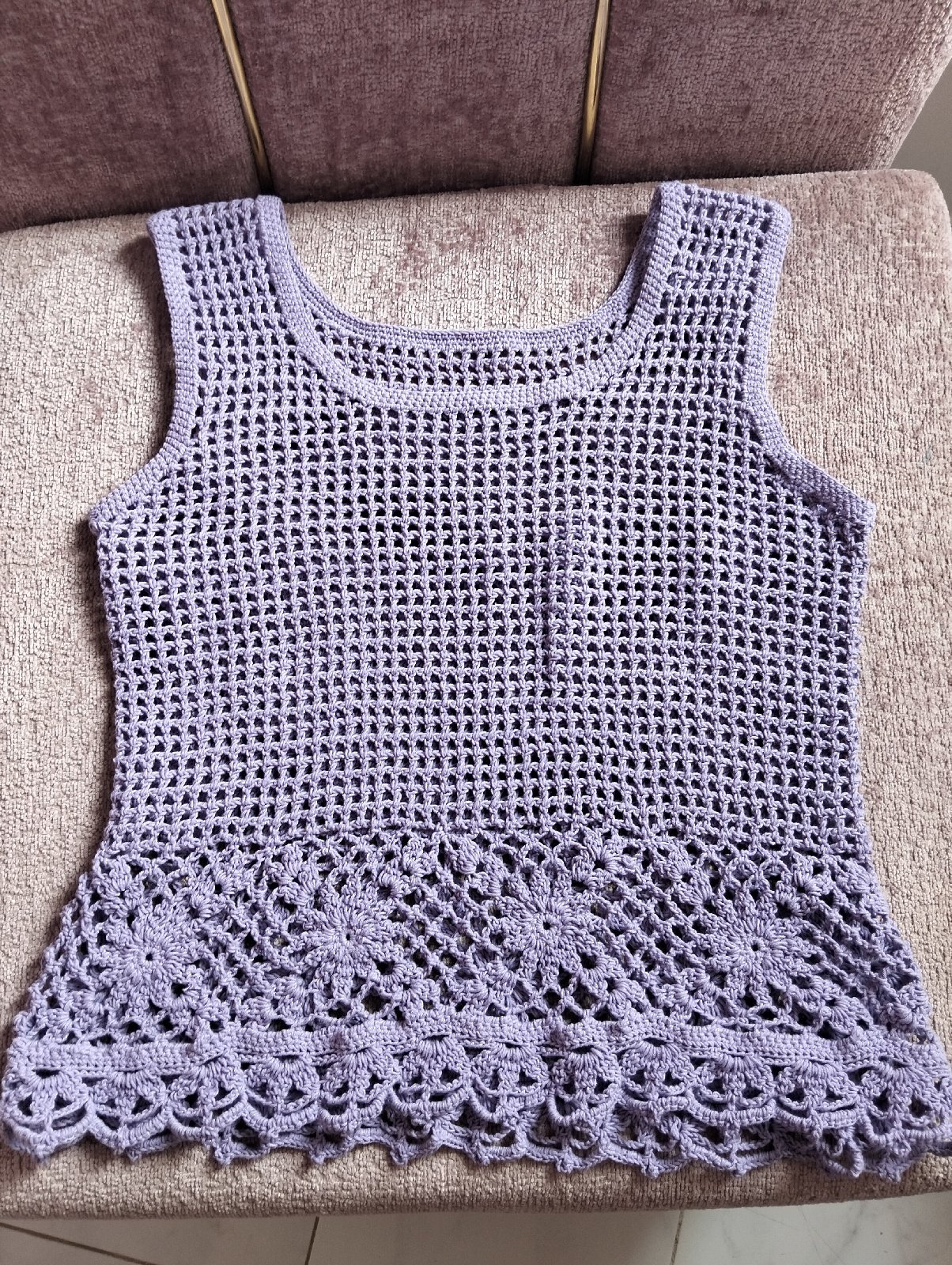 Tshirt sans manche en crochet