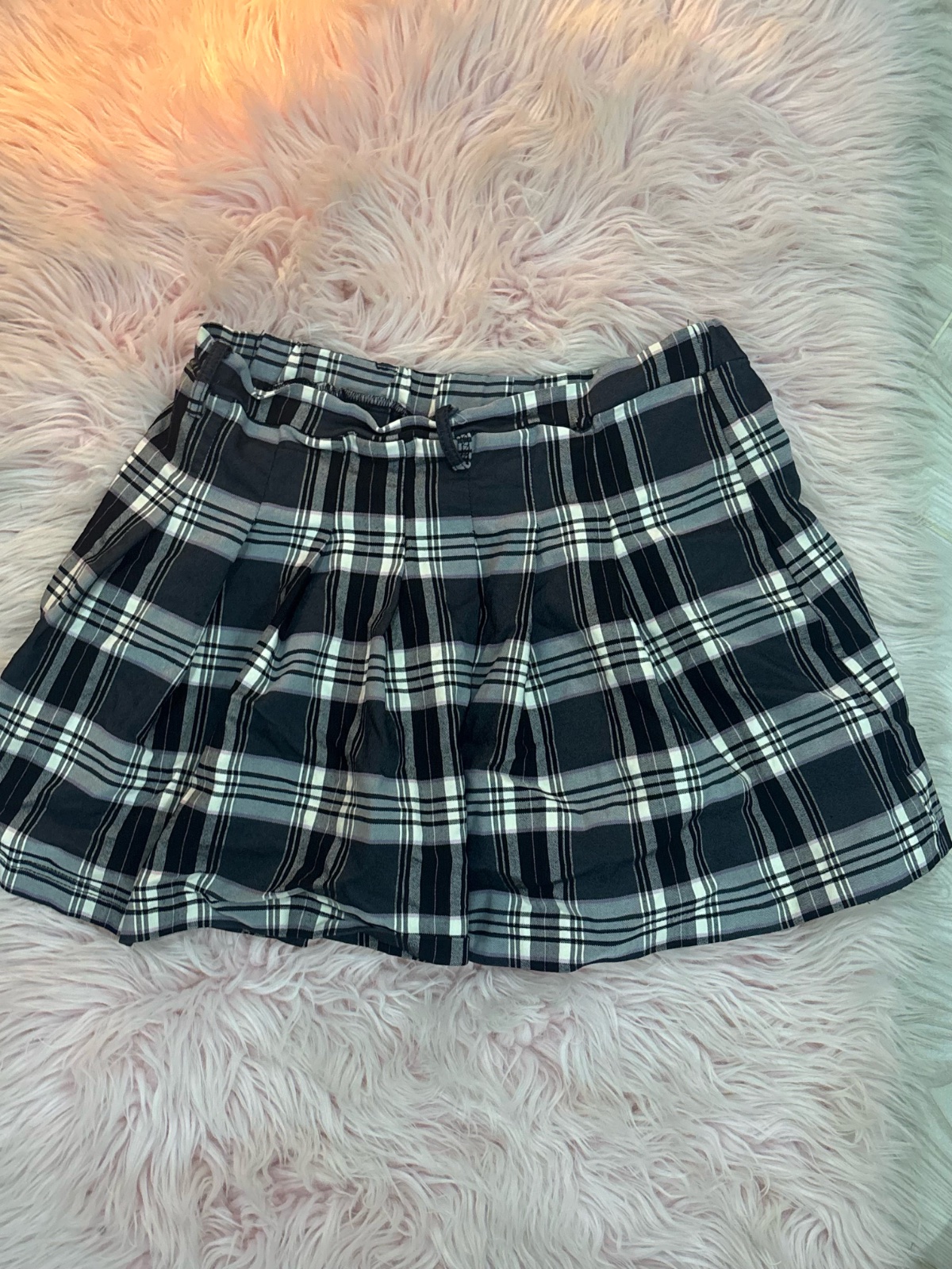 Pleated skirt 