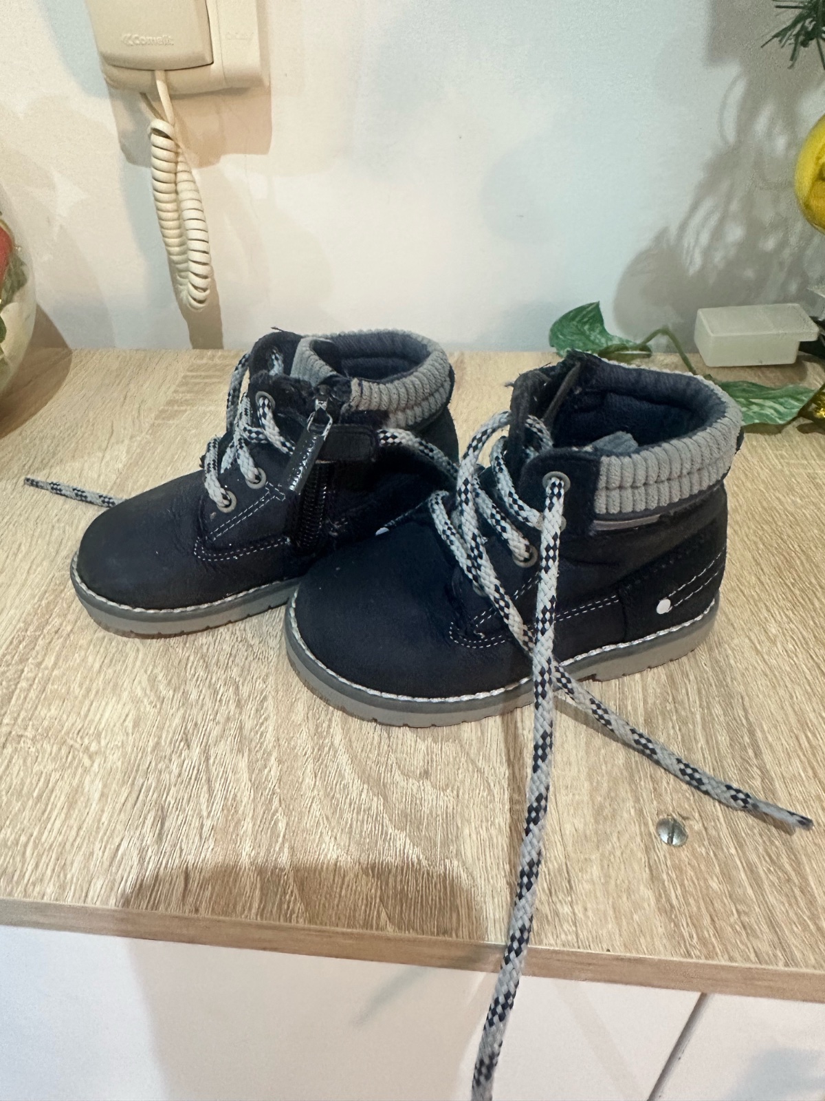 Chaussures bebe en tres bon etat
