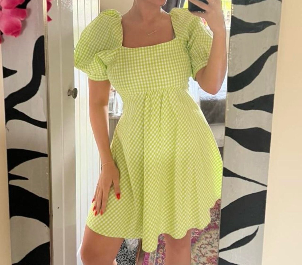 Une robe courte s w tlabs m