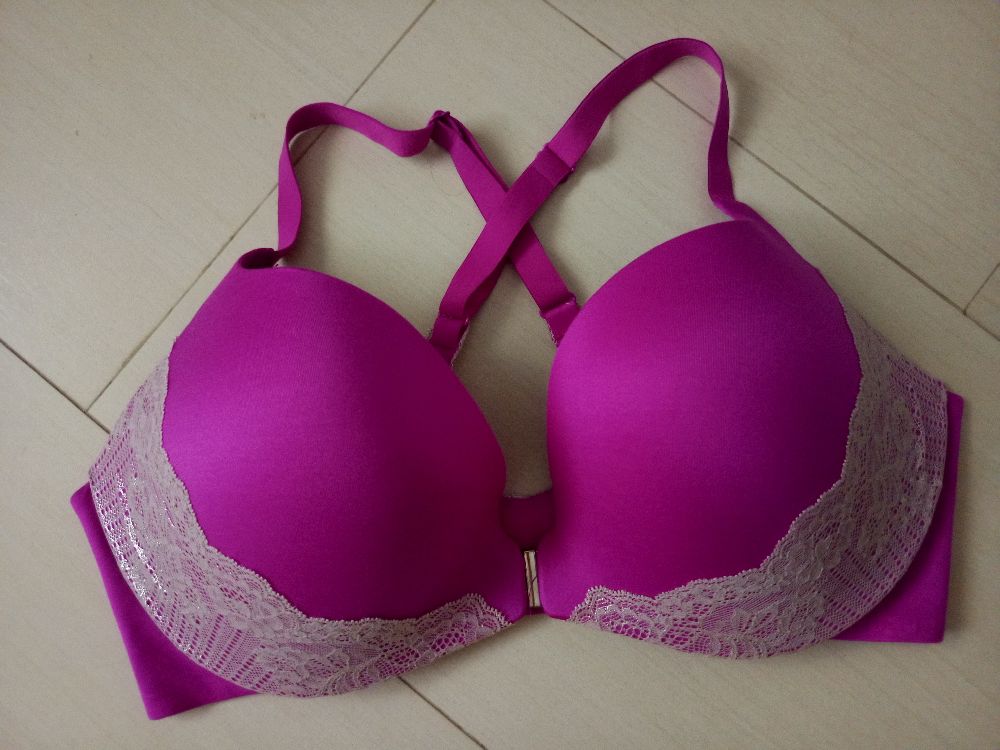 Soutien gorge fushia victoria s Secret 