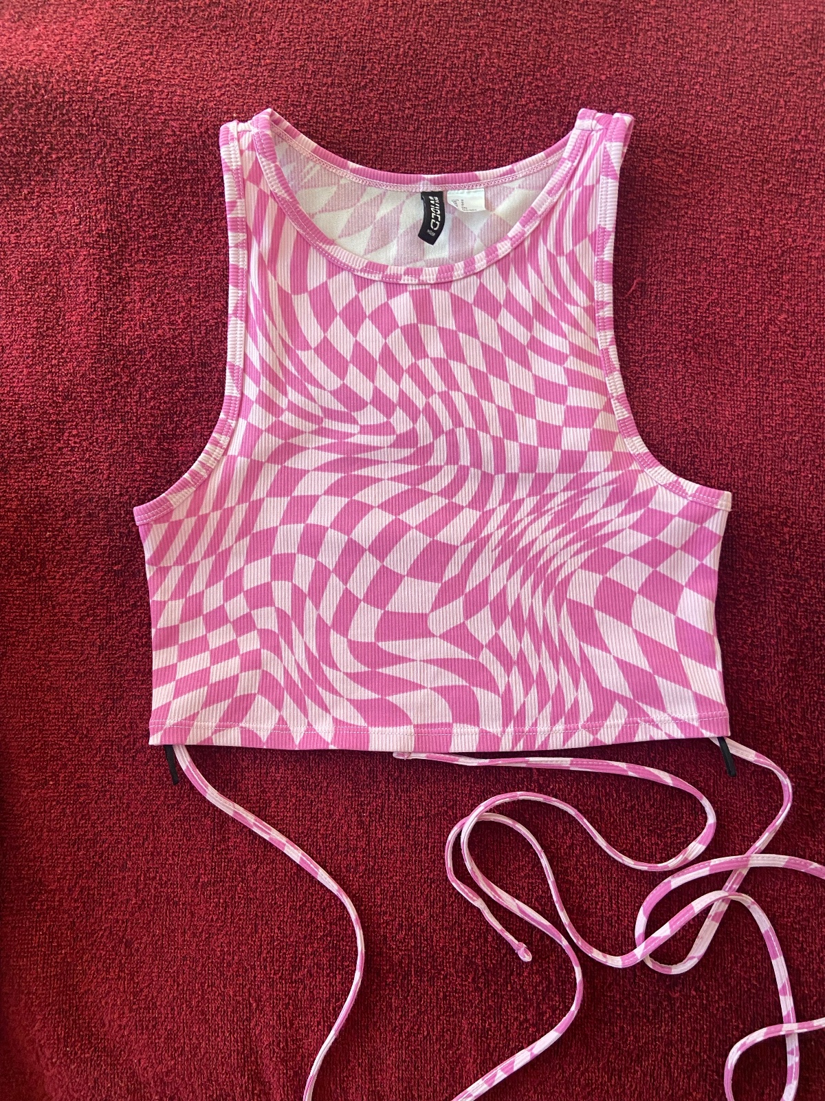 Crop top ajouré à liens⁠