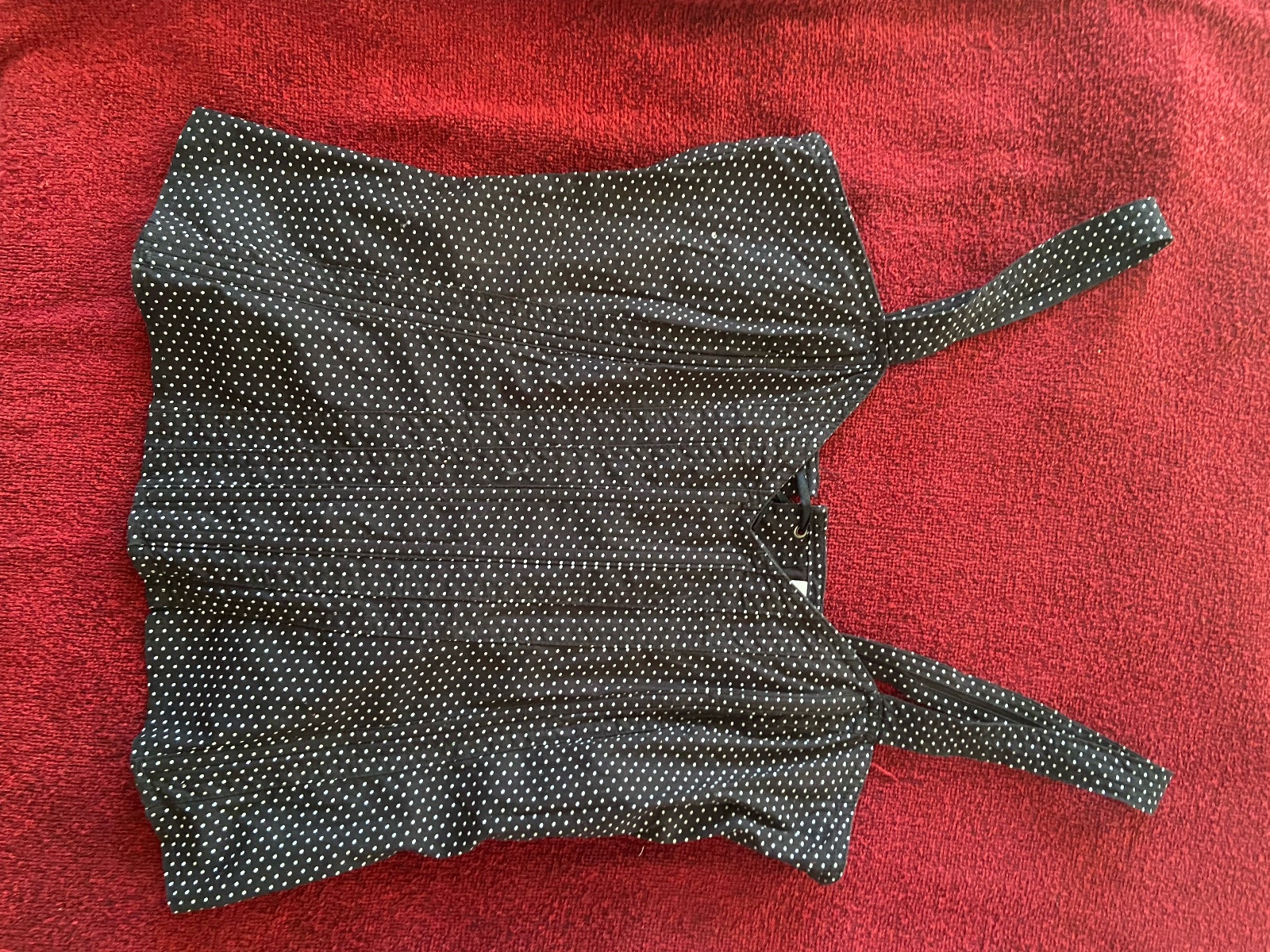 Crop top corsage noir à pois blancs