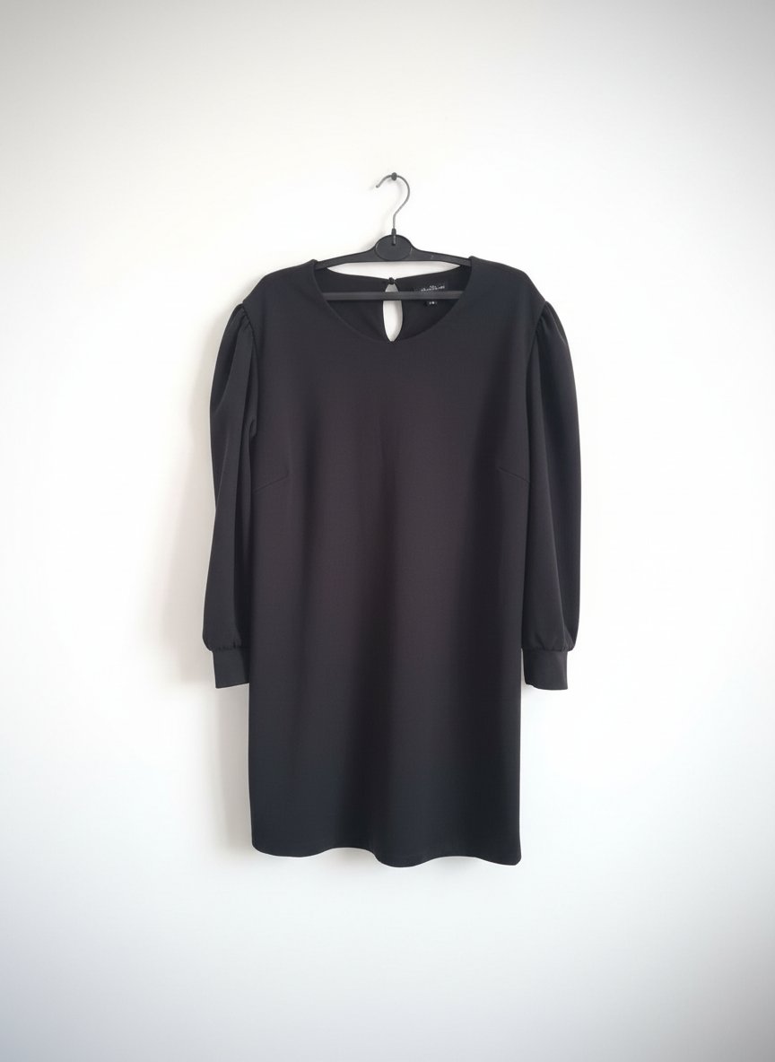 Superbe robe noire, comme neuve, importation Turque