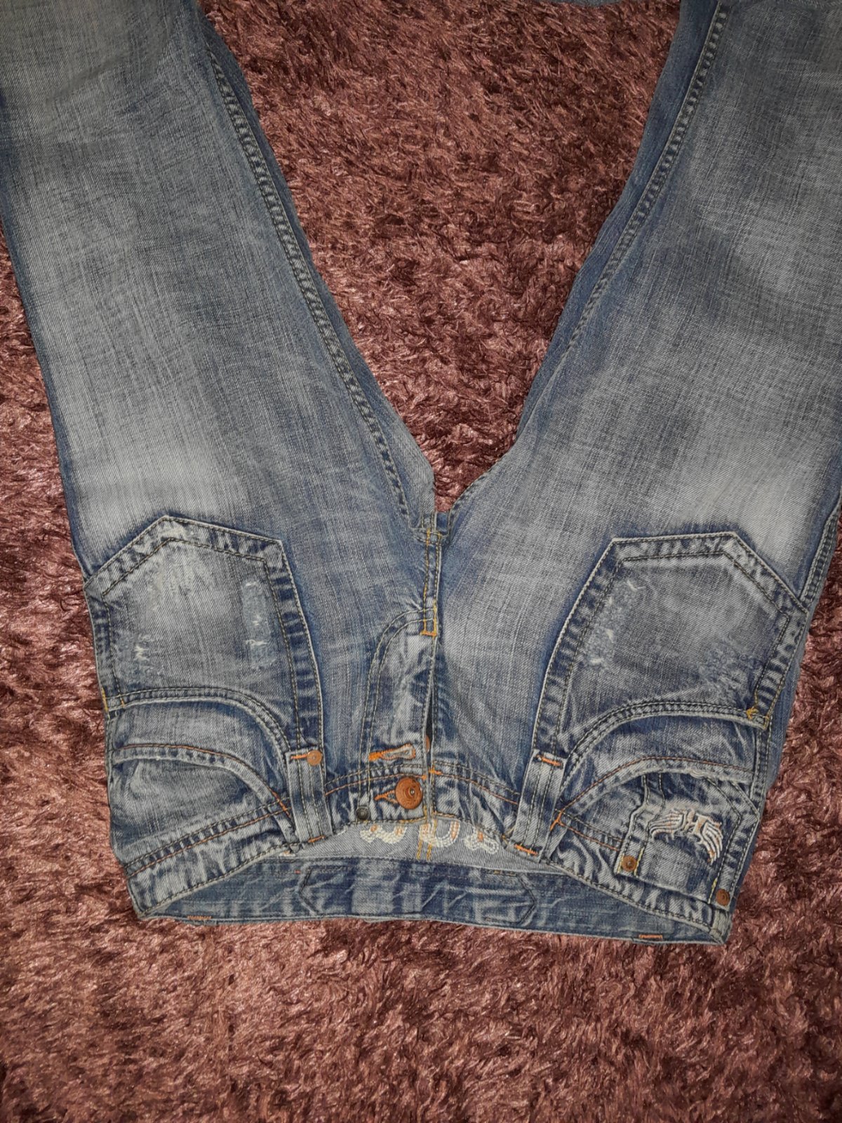 Low rise jeans