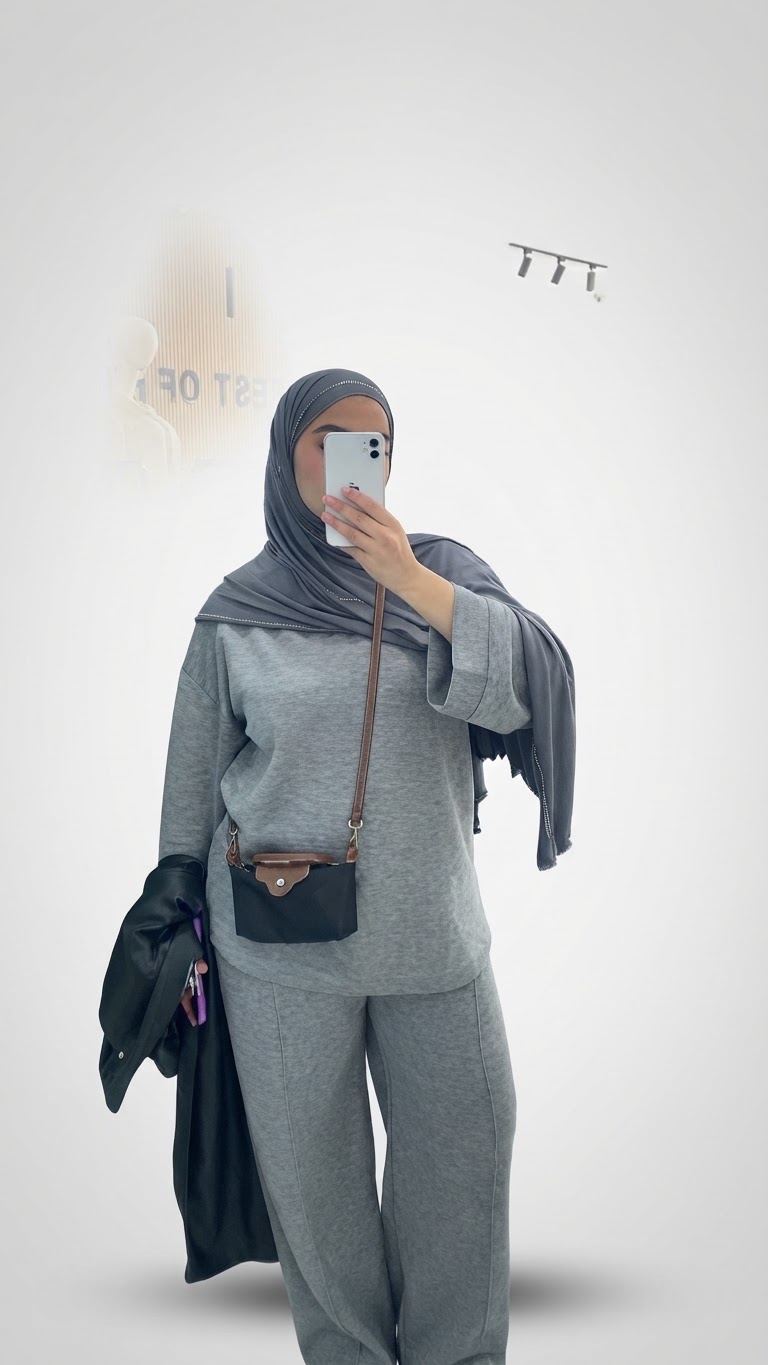 Ensemble gris