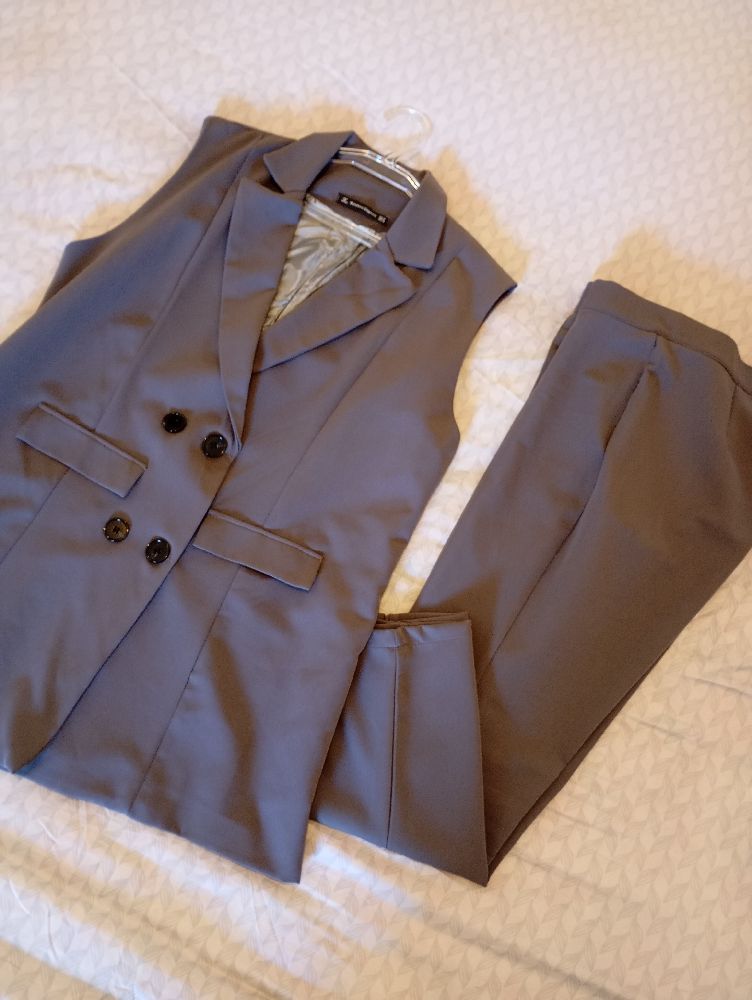 Ensemble gris 