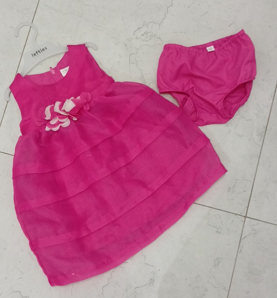 Lot Robe organza bébé avec culotte et accessoire cheveux 